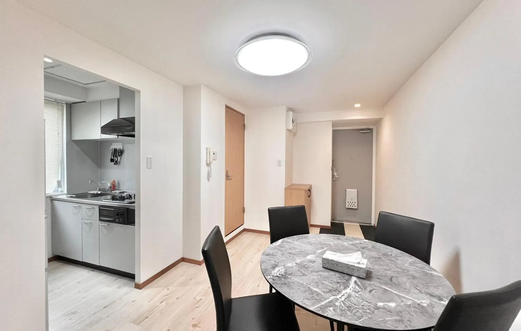 Shinjuku-Sts Hostel Tokyo Aparthotel